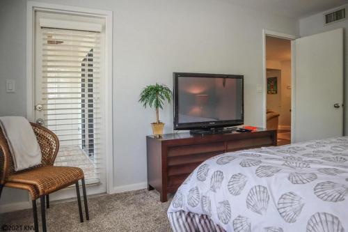Santa Maria 109 by Kathy Nesbit Vacations - image 8