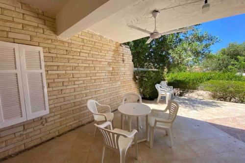 A cheerful chalet villa few steps to the beachside