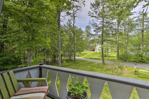 Chic, Pet-Friendly Cottage with Deck and Fire Pit