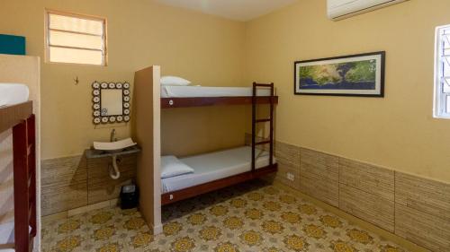 1 bunk bed