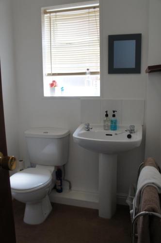 Small Double Room image 10