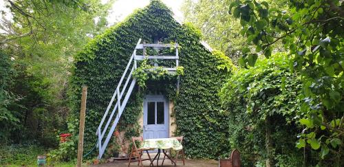 Maison Fleurie - Coulonges