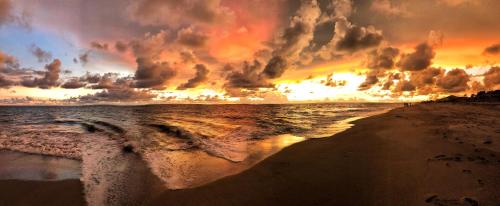 信仰湾小屋 (Faith Bay Huts) in 卡班甘