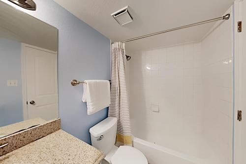 Beachfront Condo - Gulf-View Balcony - 2 Pools condo - image 14