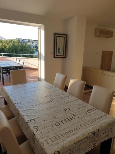 Apartments Seafront Villa - image 4