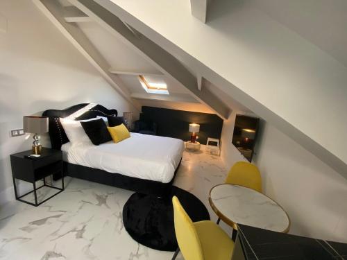 SUITE 1907 GIJON - image 10