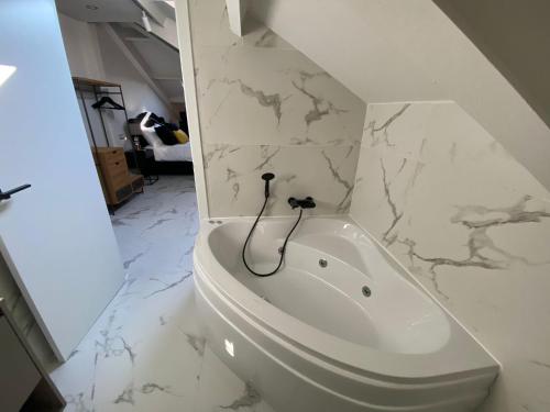 SUITE 1907 GIJON - image 11
