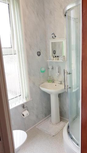 Comfort Triple Room with Shower