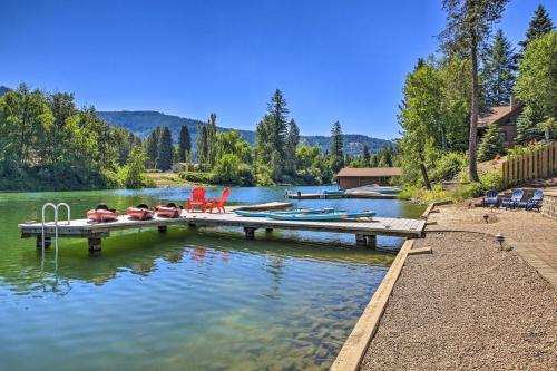 Expansive Waterfront Escape with Kayaks and SUPs!