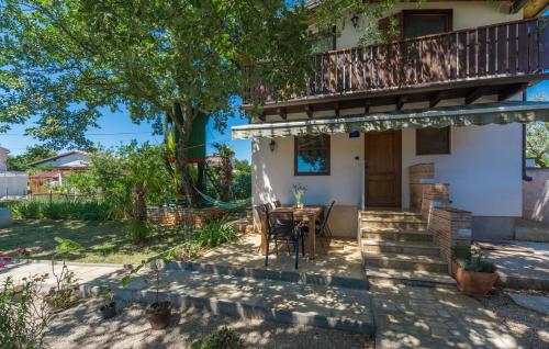 Dārzs, Casa Ajla with private Pool in Rogovići