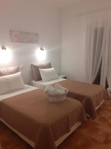  Marili Downstairs Apartments, Pension in Roda