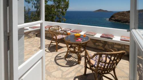 Ivi Beach Front Villa, Leros