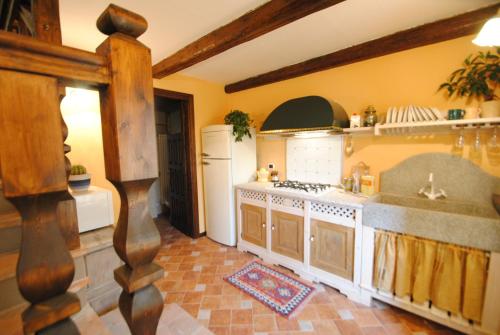 virtuve, La Dolce Vite in Frinco