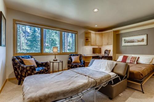 Frisco Cedar Cabin – Frisco, CO