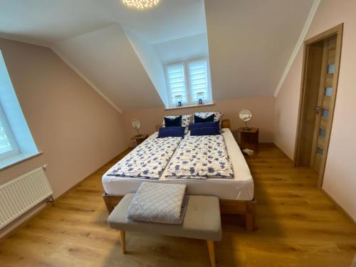 3-Zimmer Wohnung für Familien & Gruppen, gemütliche Atmosphäre, hell und komfortabel in Borna, Deutschland