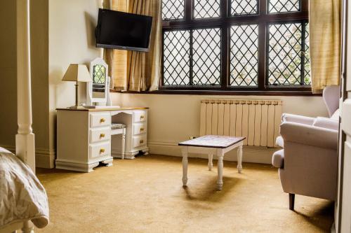Caer Beris Manor Country House Hotel - image 10