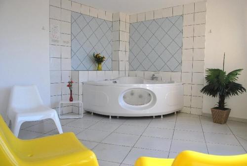 Dionysus Tranquil Villa