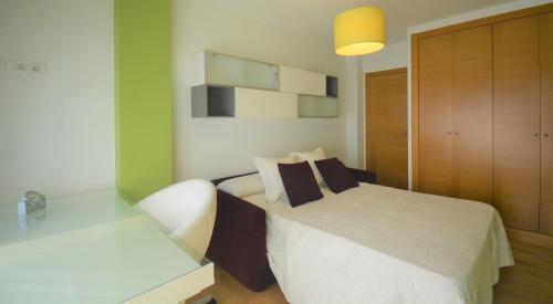  Impresionante apartamento con piscina en Santiago de Compostela in Santiago de Compostela