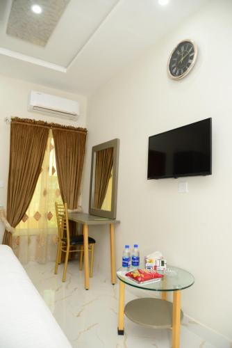 Hotel Deluxe Lahore - image 11