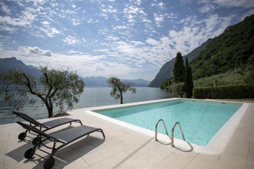 Swimming pool, IseoLakeRental - Villa Alessandra in Riva Di Solto