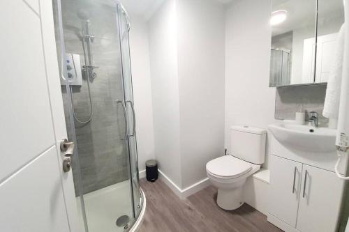 Stylish Bright Studio Apartment Close to Beach