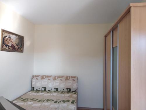 One-Bedroom Apartment with Balcony - 3 Kokiche str. Blue Waters Complex image 10