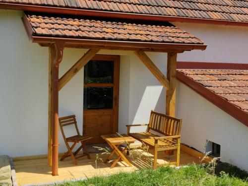 Balcony/terrace, Chalupa v Okrouhle Radouni in Jindrichuv Hradec
