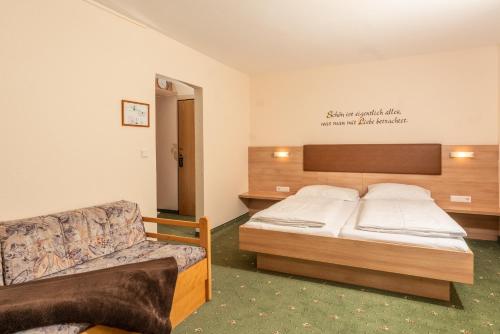 Hotel Starchlhof - image 9