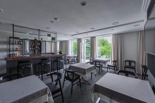 餐廳, Park Hotel Šiauliai SPA & Conference (Park Hotel Siauliai SPA & Conference) in 希奧利艾