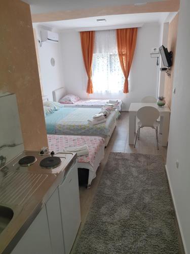 Mango Apartments - image 5