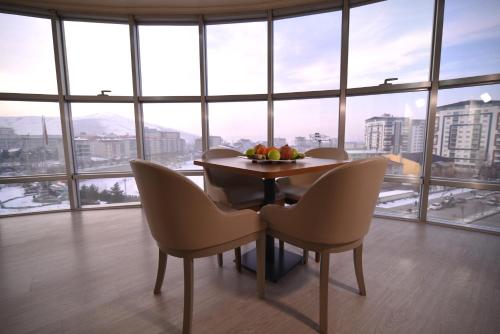 Mus Grand Hotel in Mus