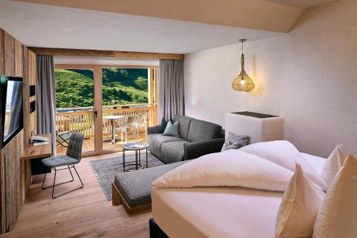 Junior Suite with Balcony