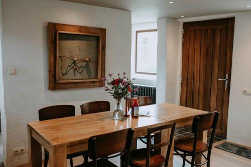 Iekārtas, Beautiful holiday home in renovated farm 30 mins from Pairi Daiza in Galmaarden