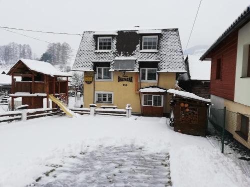 Viesnīcas āriene, Penzion Baltazar in Magurka