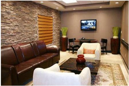Hampton Inn And Suites Roseville - image 5