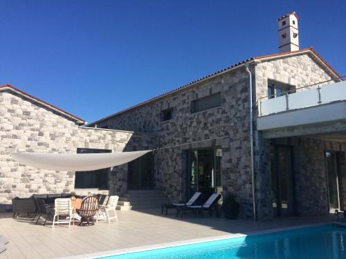 Villa Lavanda in Kriz Sezana with private swimpool