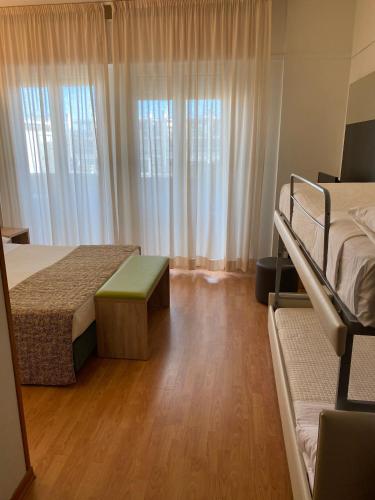 Hotel St Gregory Park - image 10