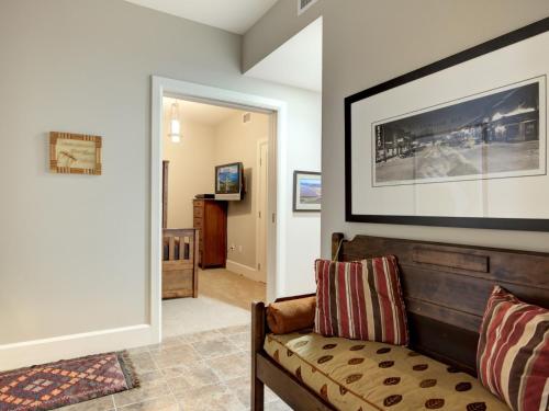 Seasons at Sandpoint - Condo #7208 - image 14