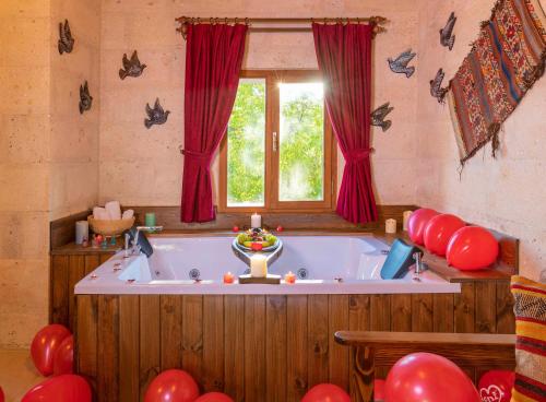 Lord of Cappadocia Hotel Room Type - Queen Room with Spa Bath
