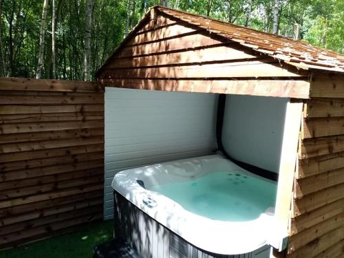 Riddings Wood lodges in Riddings