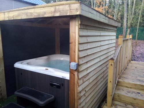 Riddings Wood lodges in Riddings