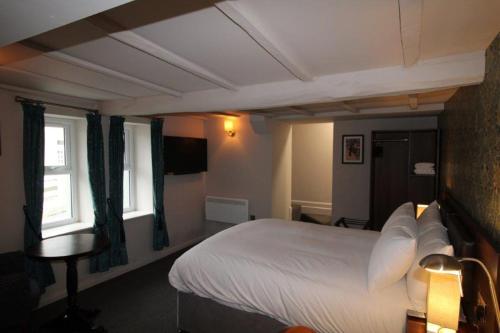 rooms @ the dolau inn – New Quay