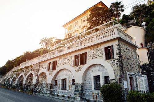 Bellevue - Rooms & Suites, Levanto (foto 3)
