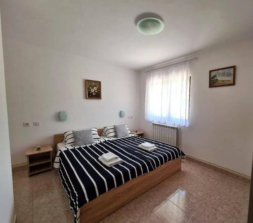 Apartments Ana Medulin