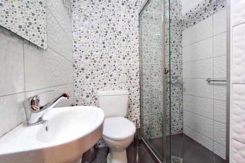 Hotel Ideon - image 2