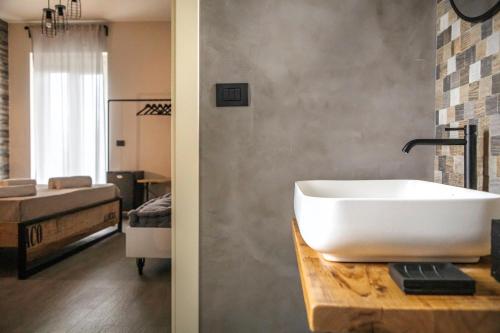 Urban Bed and Breakfast 4