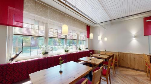 مطعم, Hotel Rothenburger Hof in روتنبرغ أب در تاوبر