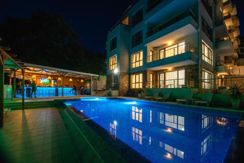 المنظر الخارجي, White Cliffs, Byala in بيالا