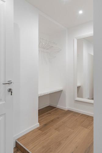 Leo's Colosseum - Private Apartments 5