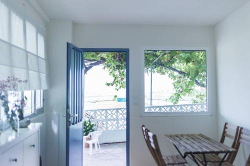  Casa Lobadiz, en primera línea de playa, Doniños in Vila Da Area